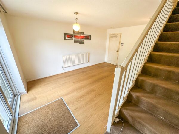 Pine Walk, Corby