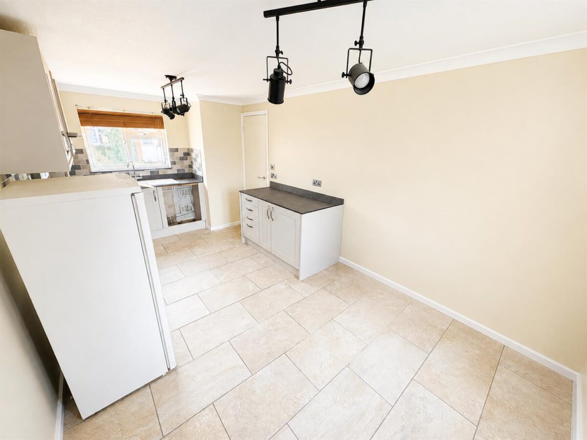 Lerwick Way, Corby