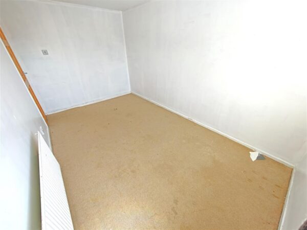Landseer Court, Corby