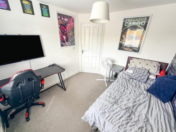 Yates, Corby