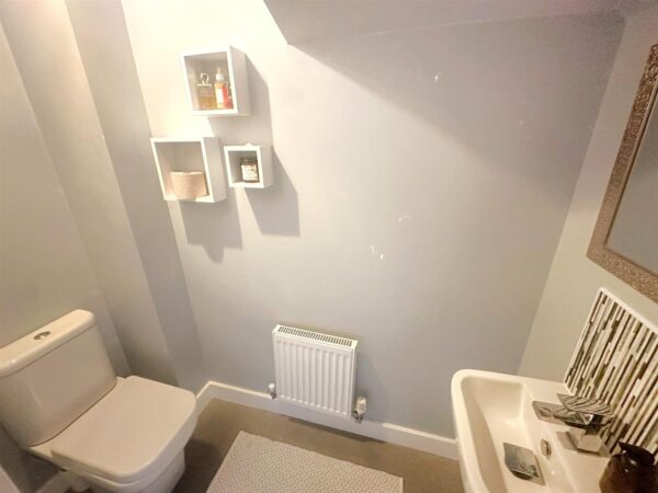 Regal Close, Corby