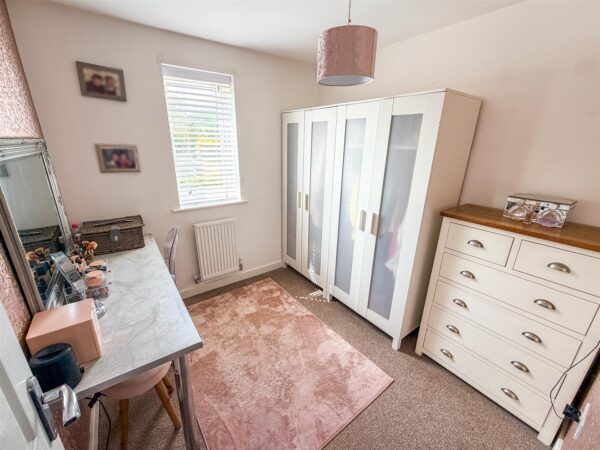 Yates, Corby