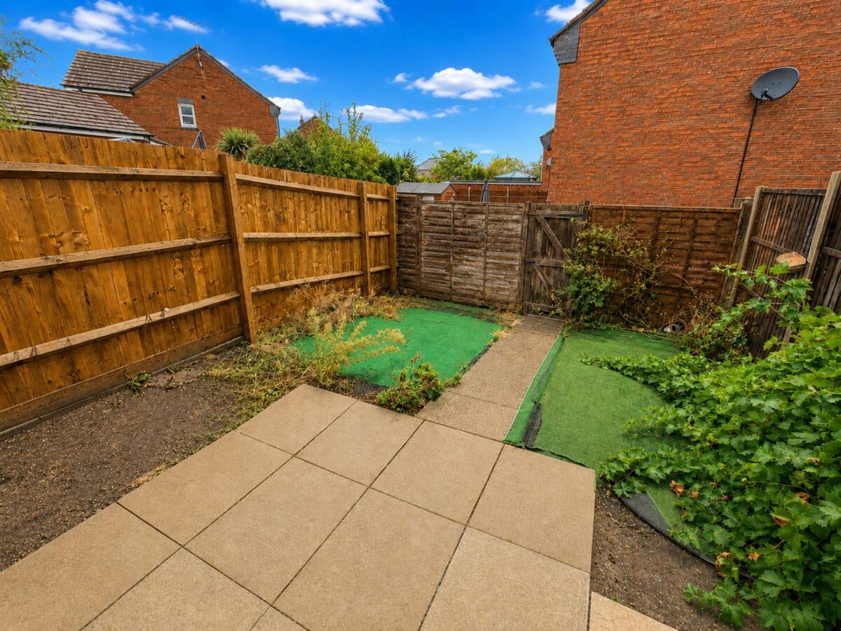 Chatsworth Road, Corby