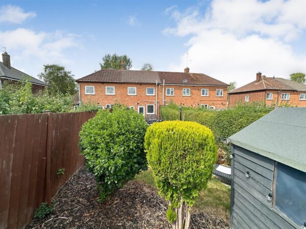 Studfall Avenue, Corby