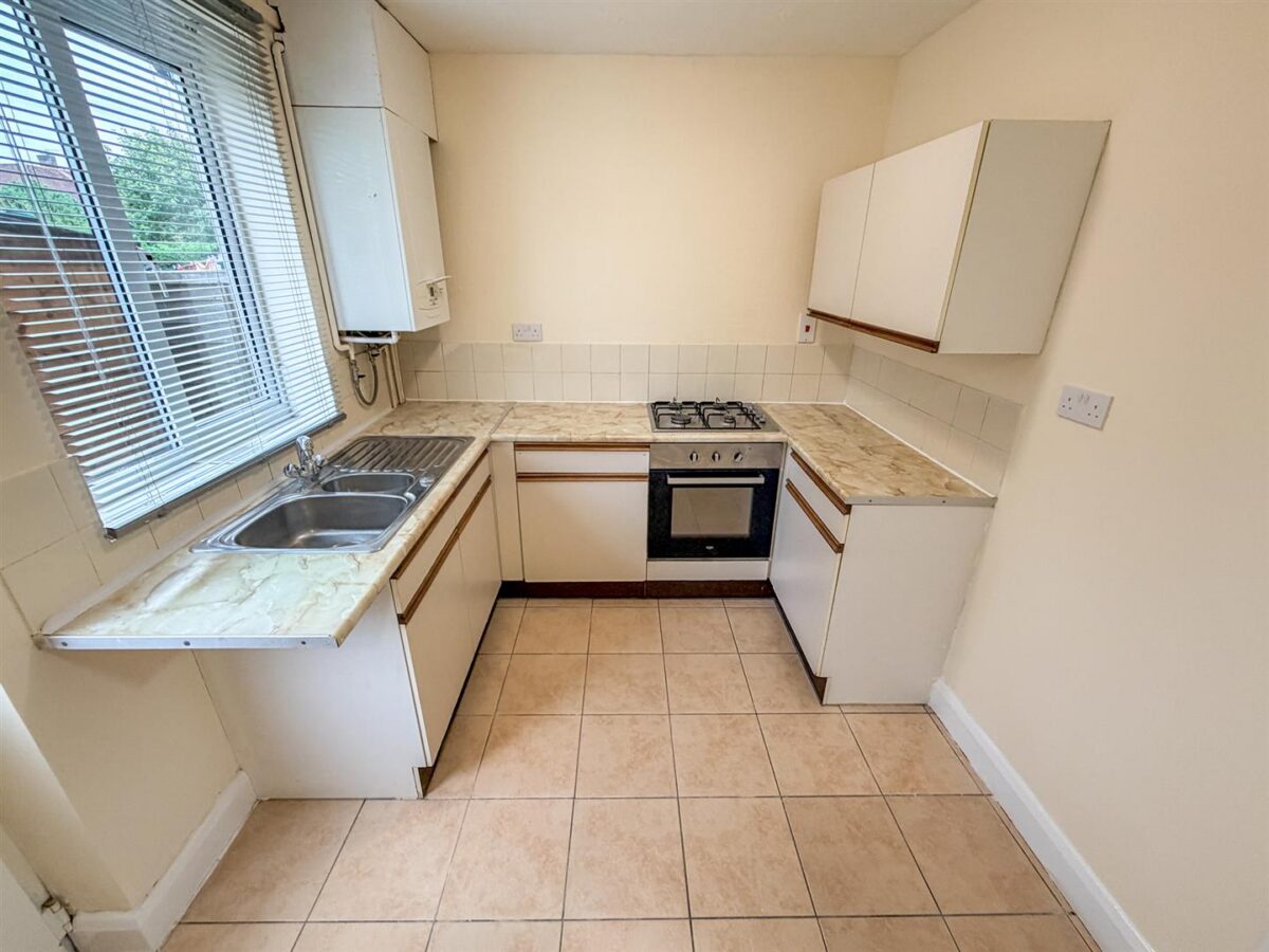 Studfall Avenue, Corby