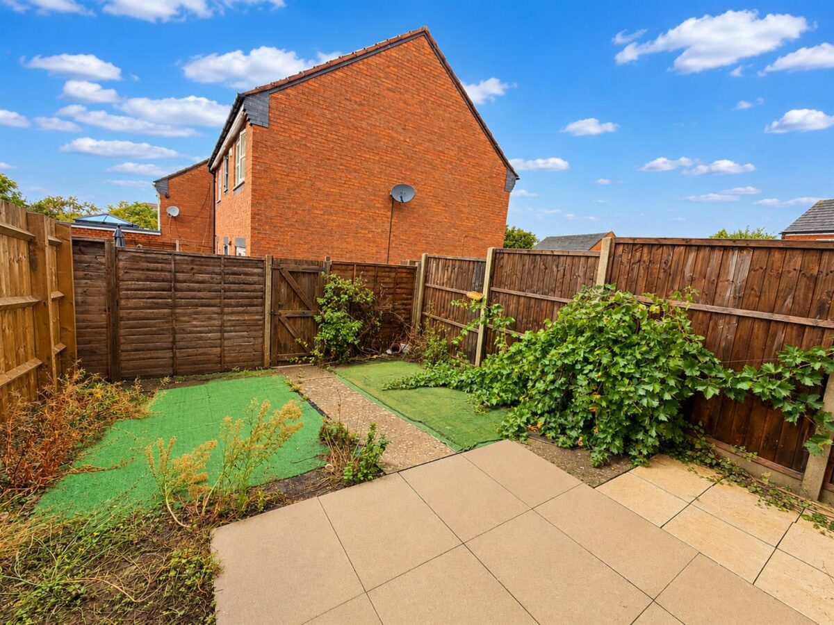 Chatsworth Road, Corby