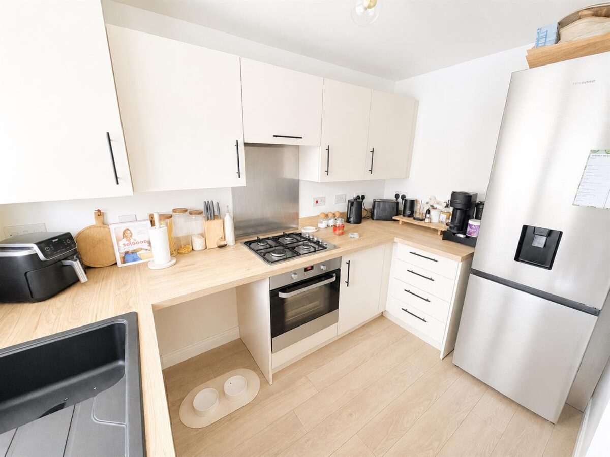 Starling Close, Corby