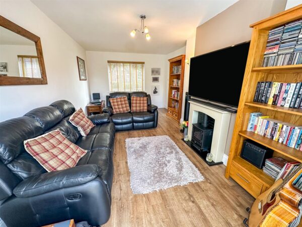West Glebe Road, Corby