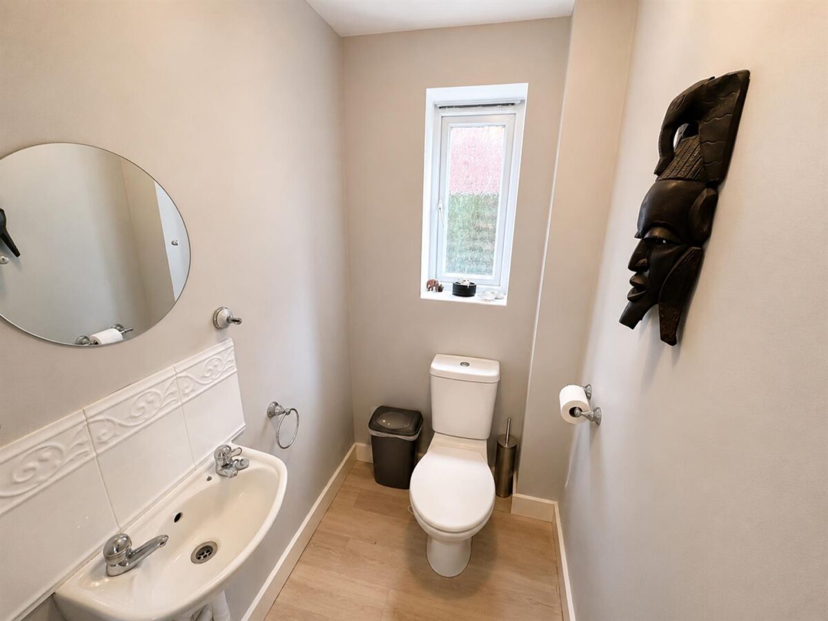 Violet Close, Corby
