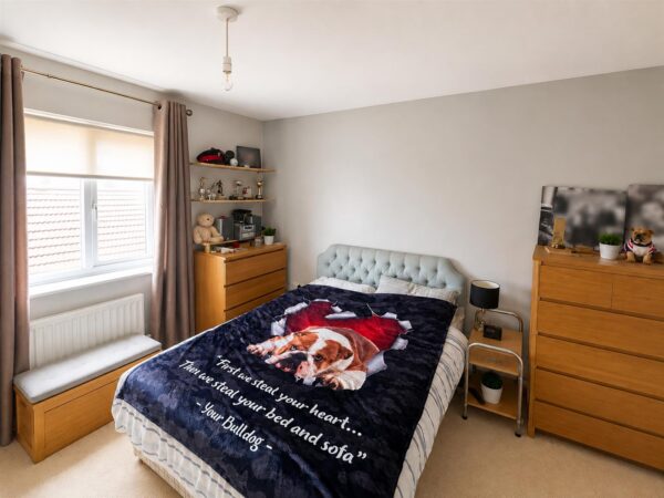 Violet Close, Corby