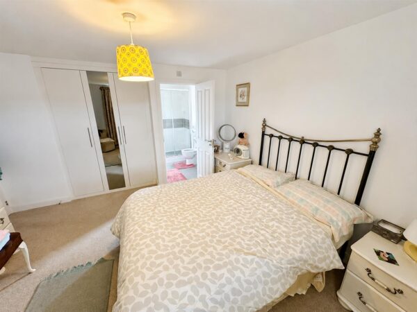Arnold Drive, Corby