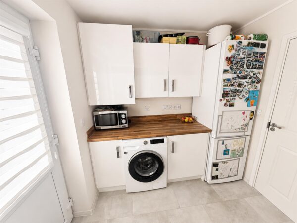 Barra Walk, Corby