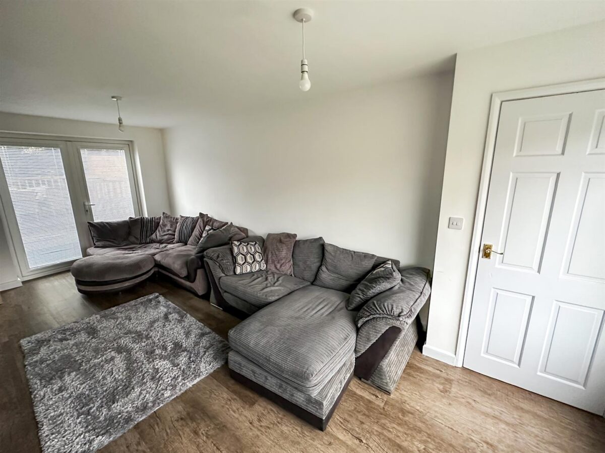 Ollerton Walk, Corby