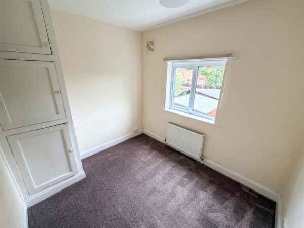 Studfall Avenue, Corby