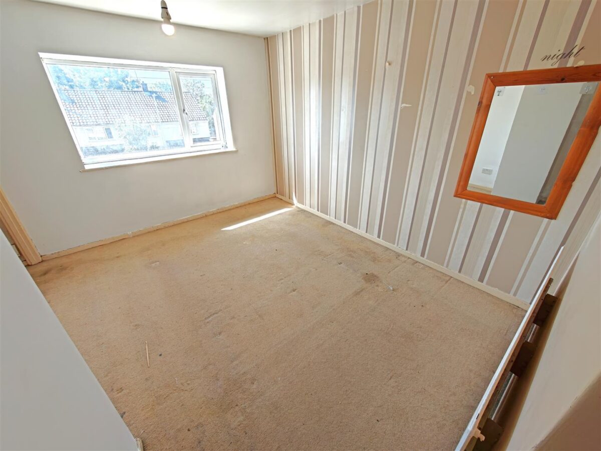 Landseer Court, Corby