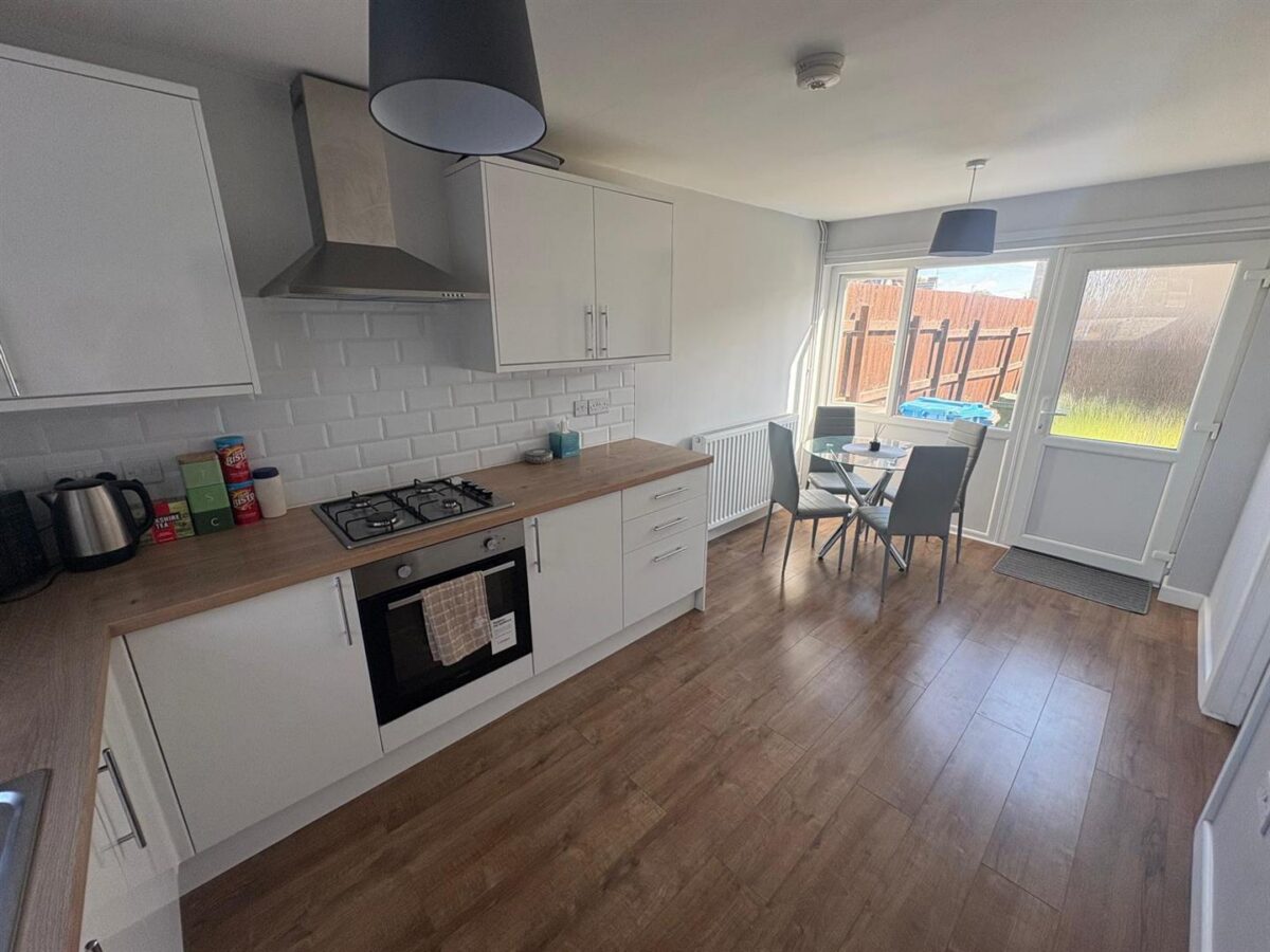Dixon Walk, Corby