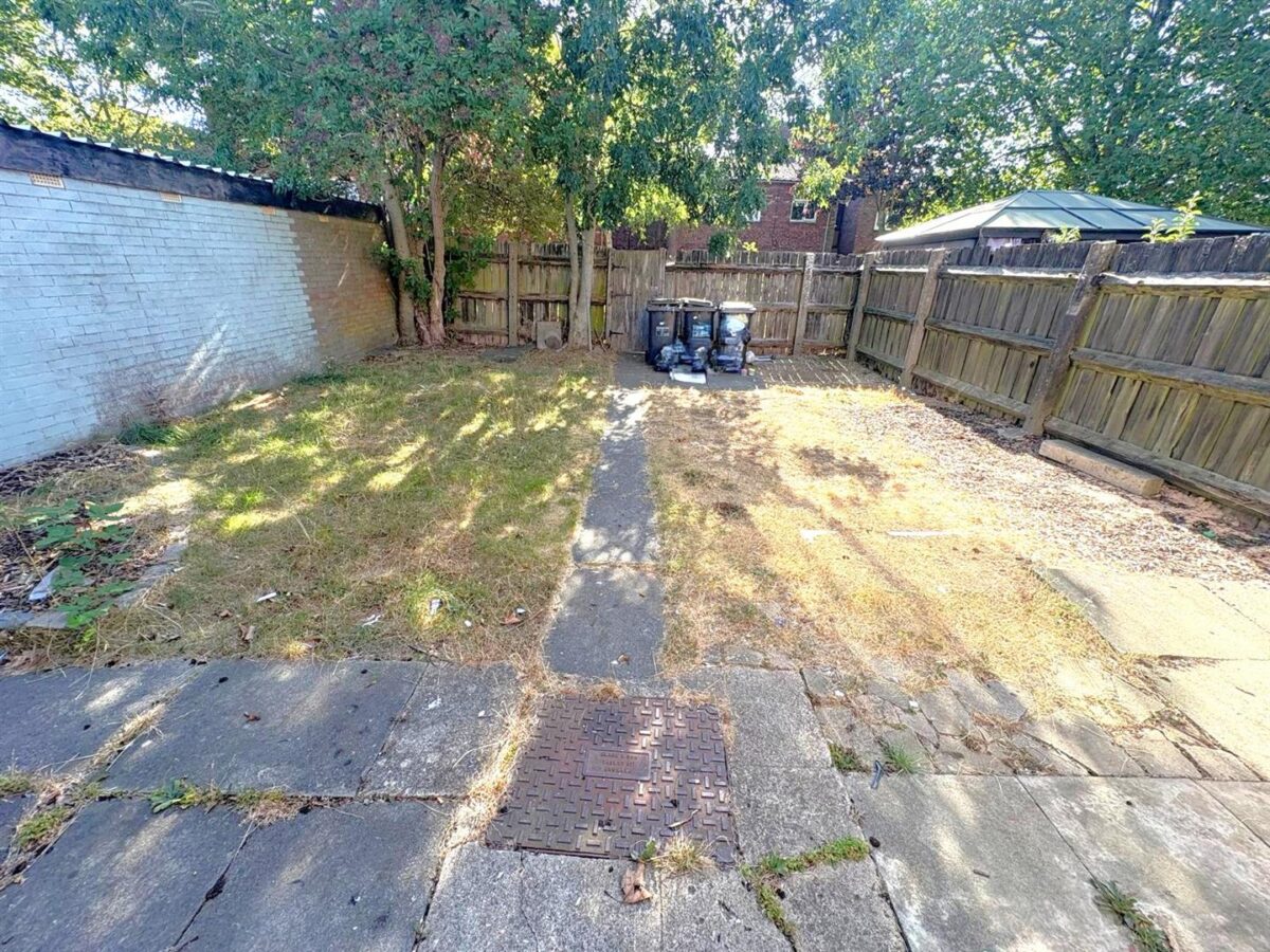 Laxton Close, Corby