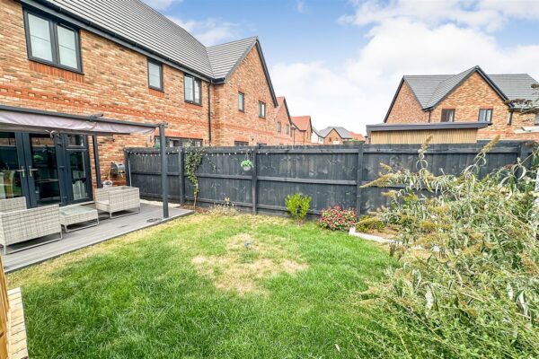 Lytham Lane, Corby