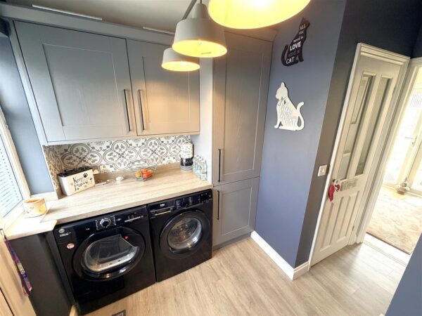 Welland Vale Road, Corby