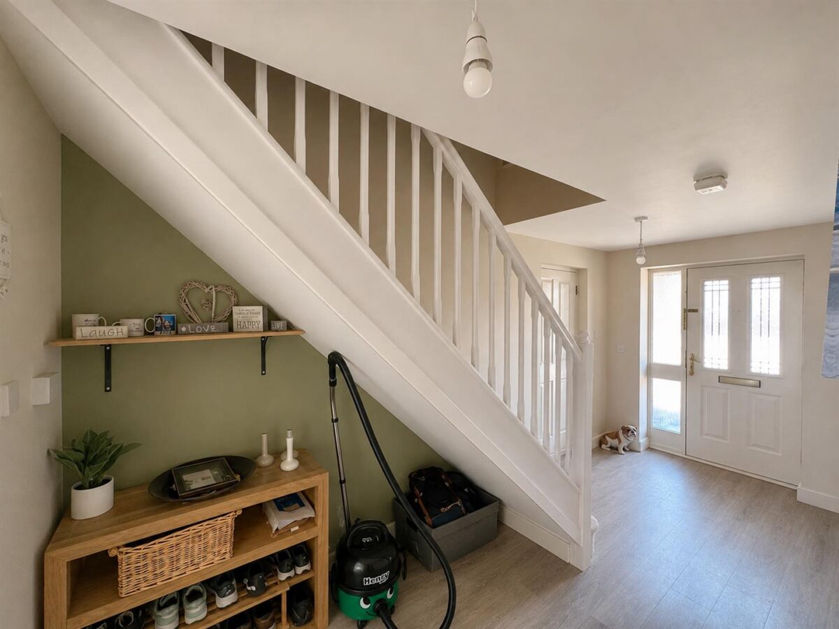 Violet Close, Corby