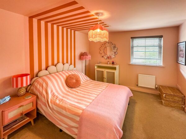 Courteenhall Drive, Corby