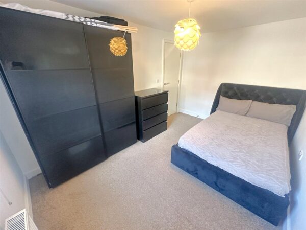 Regal Close, Corby