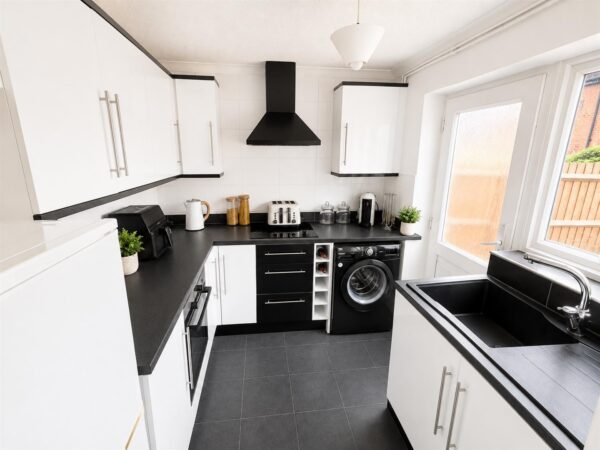 James Watt Avenue, Corby