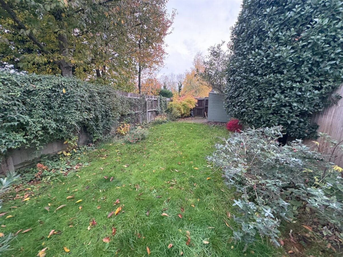 The Grove, Corby