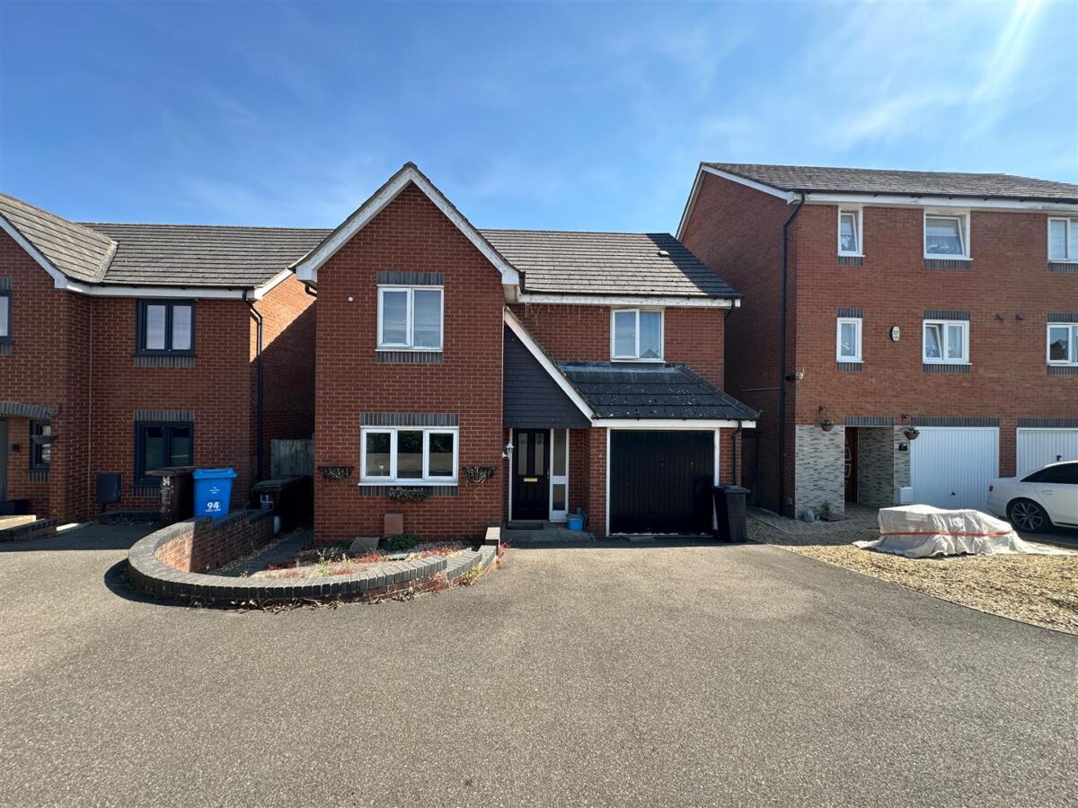 Violet Close, Corby