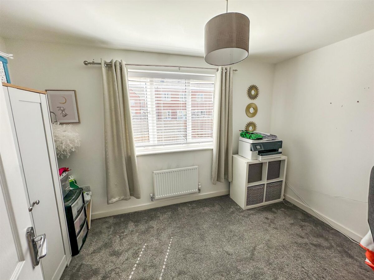 Kennard Close, Weldon, Corby