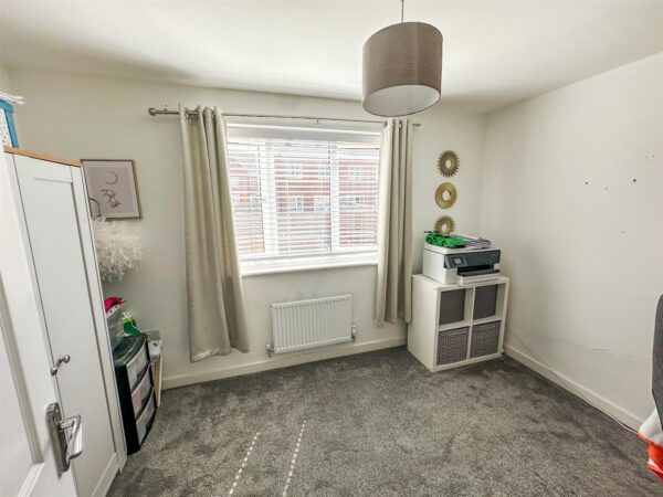 Kennard Close, Weldon, Corby