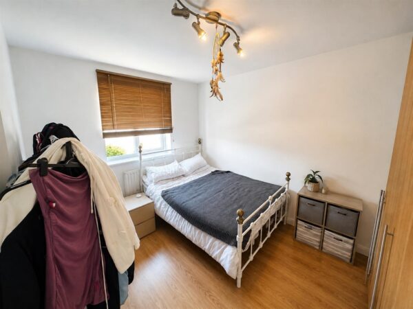 Violet Close, Corby