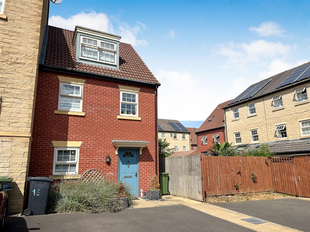 Regal Close, Corby