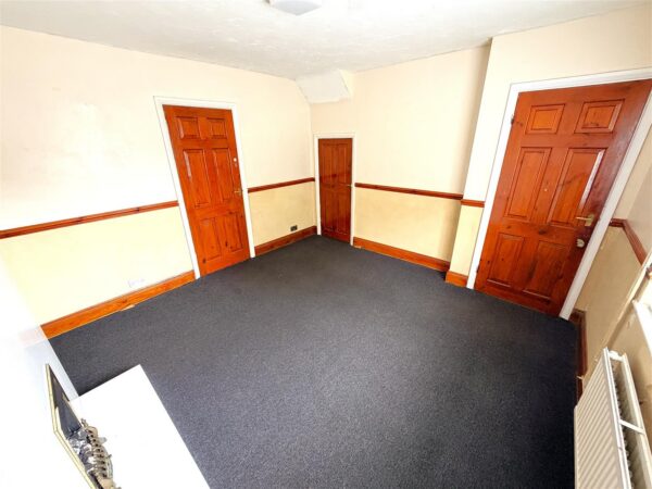 Studfall Avenue, Corby