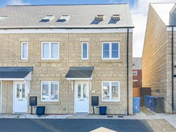 Kennard Close, Weldon, Corby