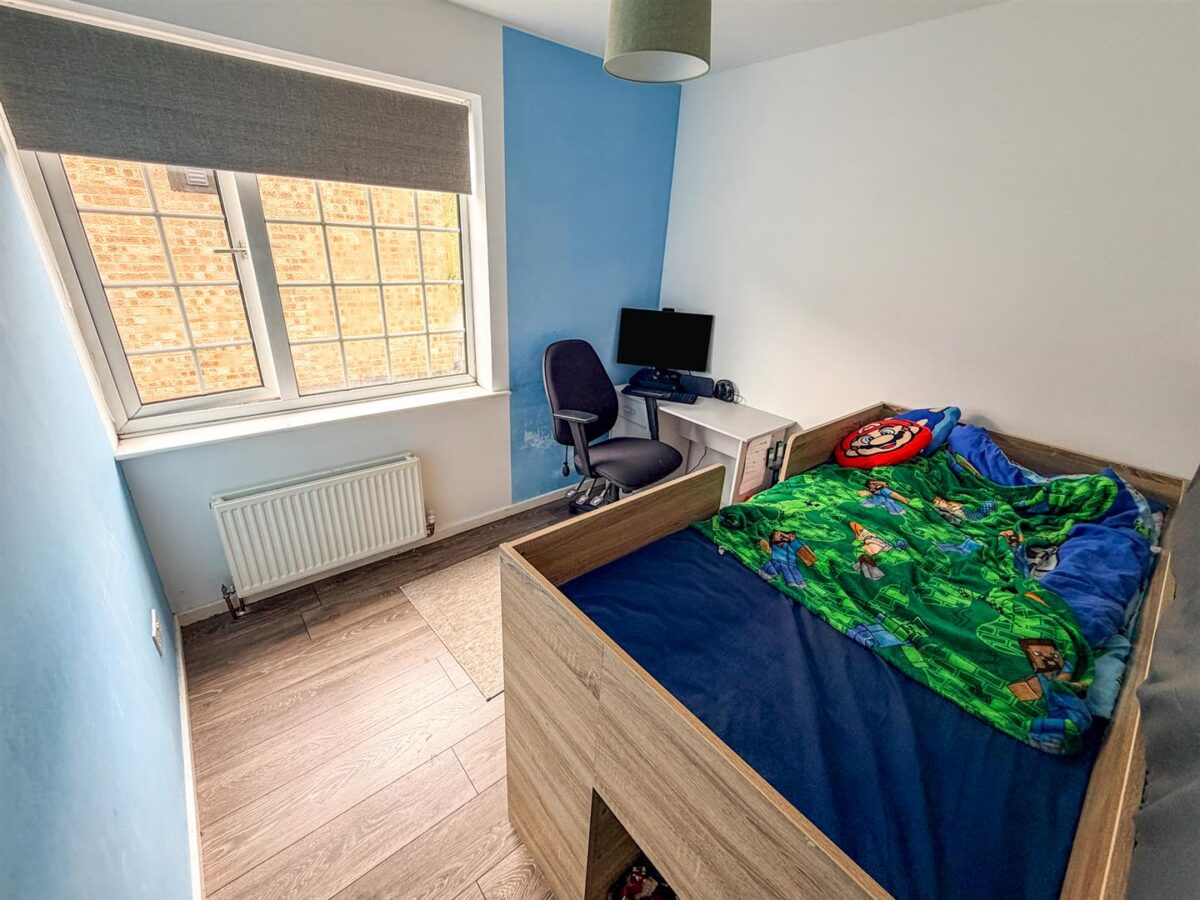 Thetford Close, Corby