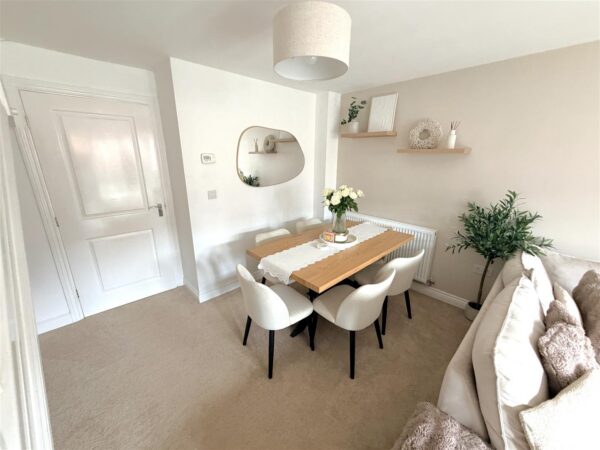 Starling Close, Corby
