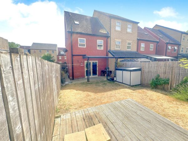Regal Close, Corby