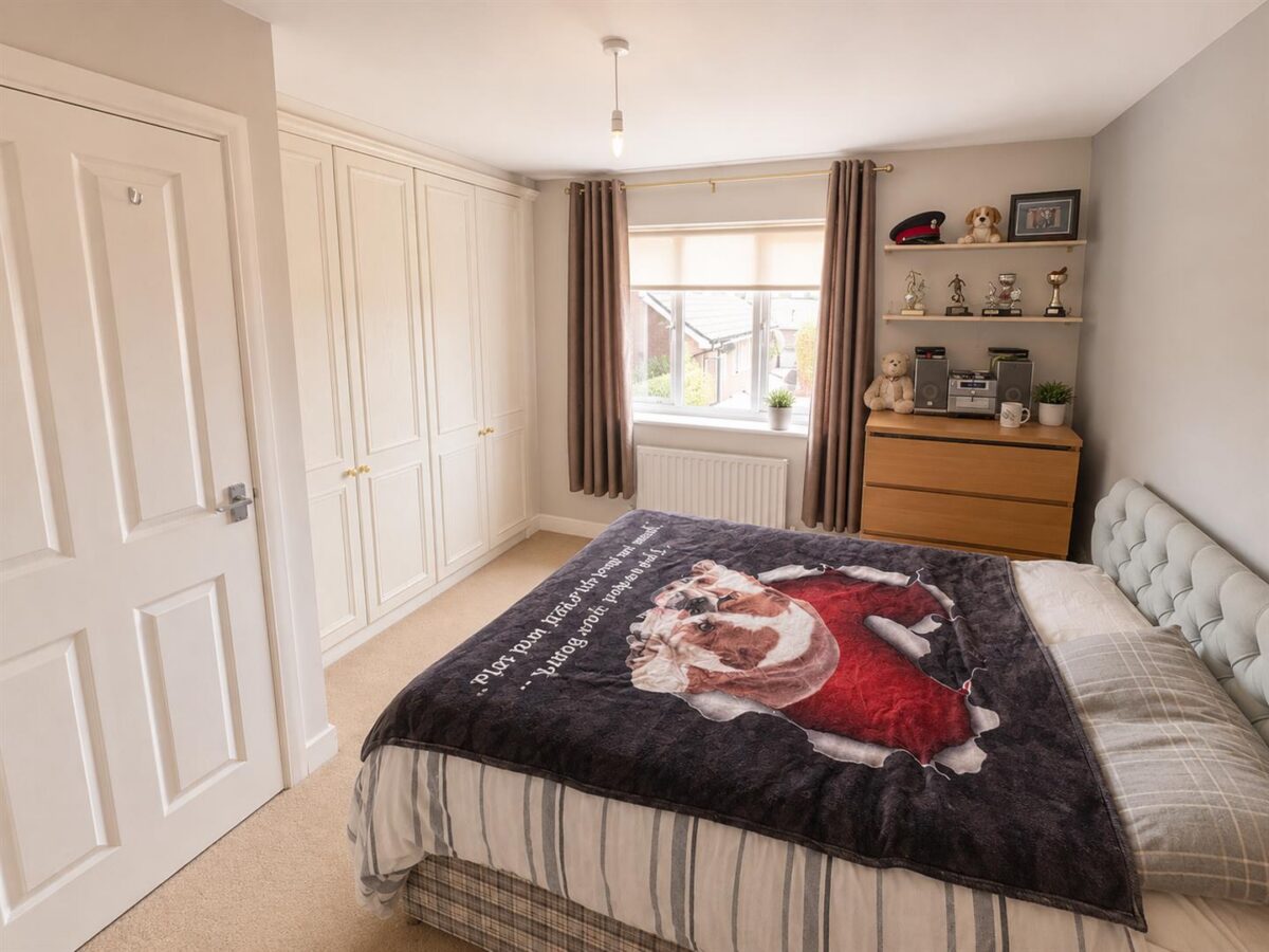 Violet Close, Corby