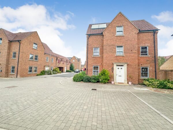 Courteenhall Drive, Corby