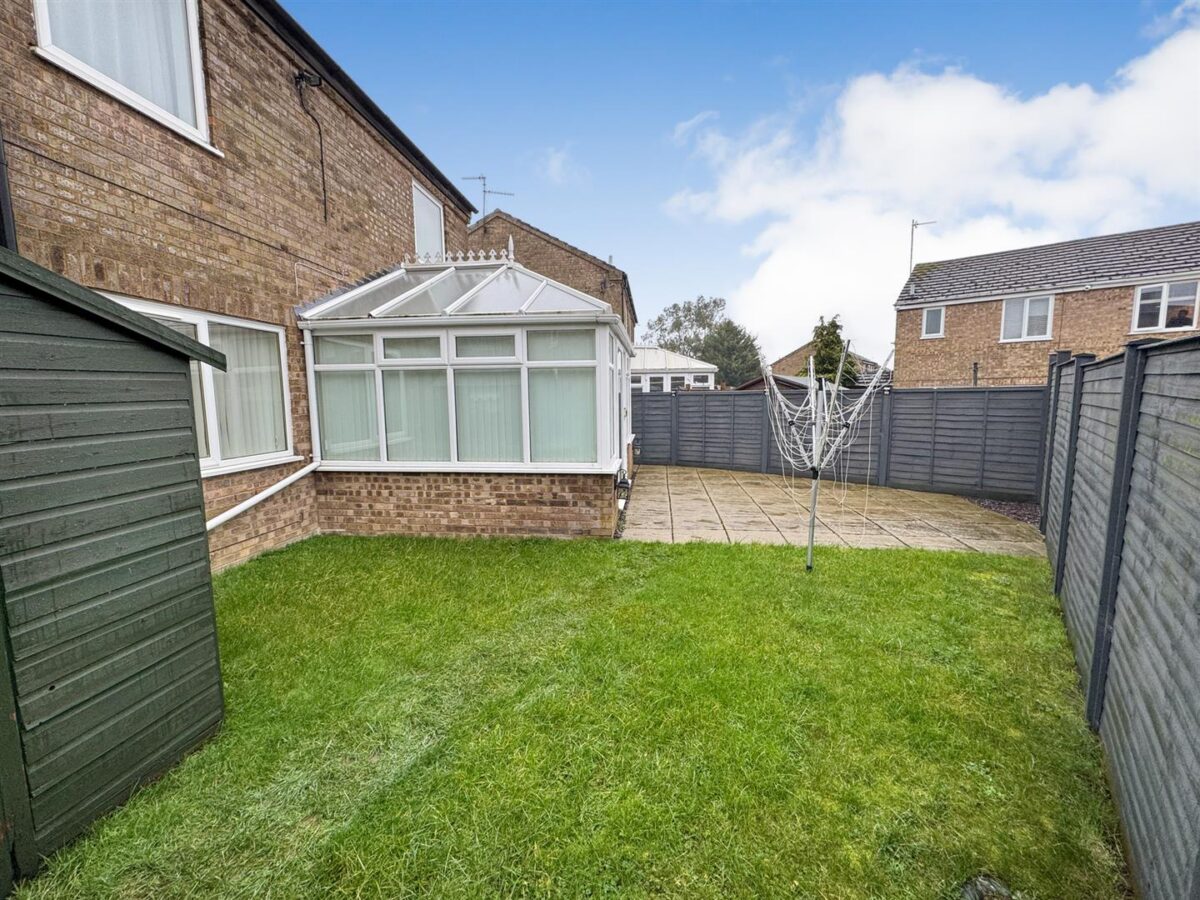 Poplar Road, Corby