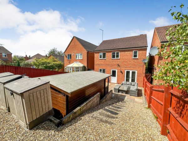 Chatsworth Road, Corby, North Northamptonshire