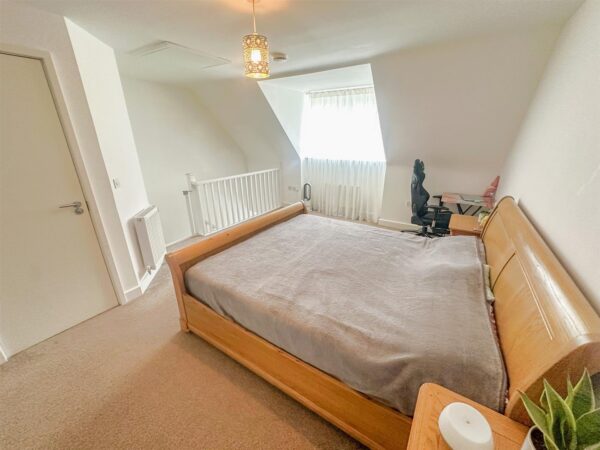 Regal Close, Corby