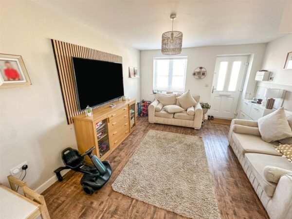 Kennard Close, Weldon, Corby