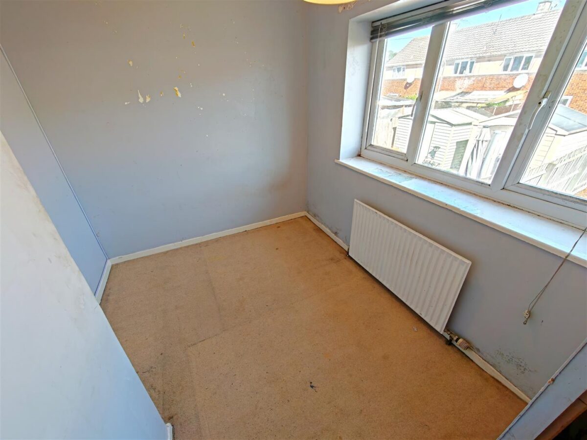 Landseer Court, Corby