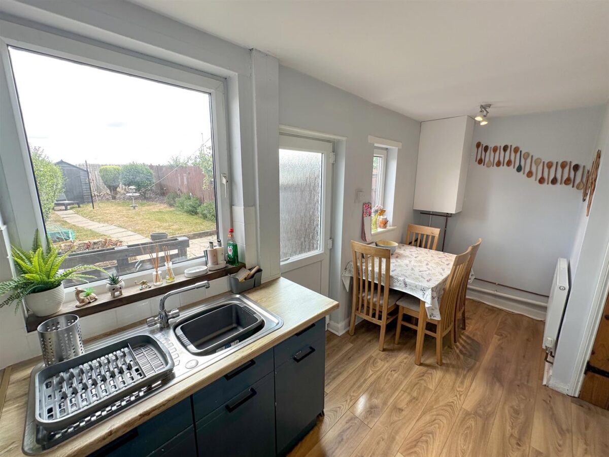 Studfall Avenue, Corby