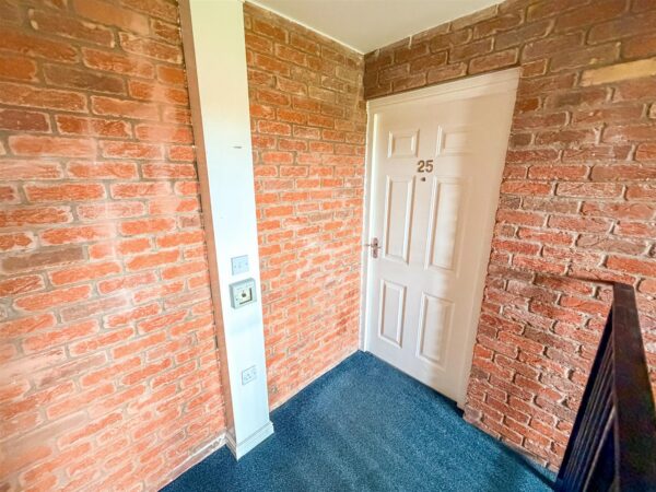 Fontwell Crescent, Corby