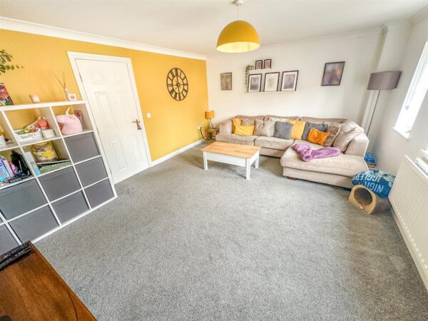 Stirling Close, Corby