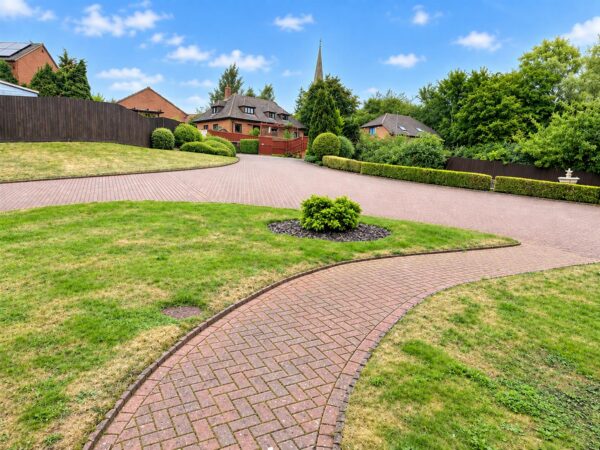 Beech Close, Desborough, Kettering