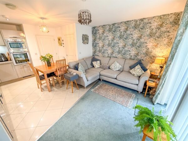 Epping Road, Corby